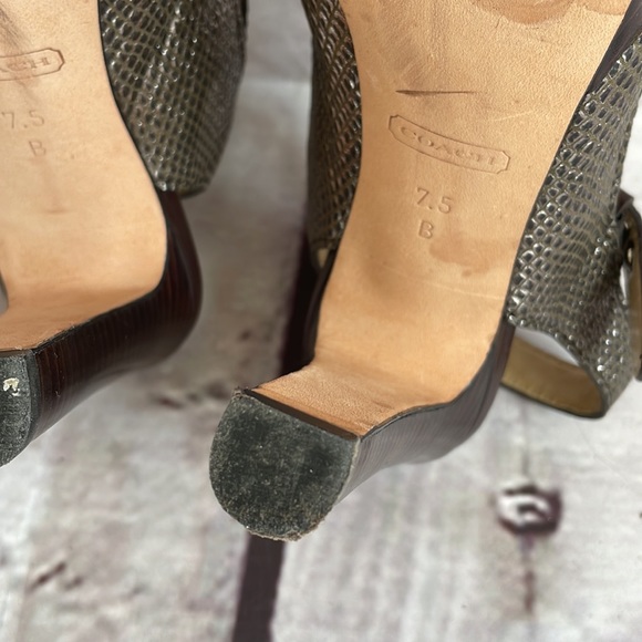 Coach buckle leather heels in size 7.5 - Picture 8 of 16